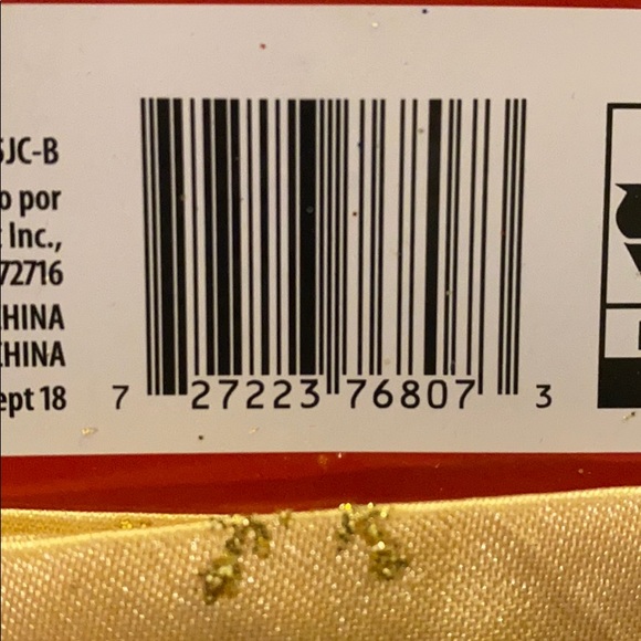 18” Mini Tree Skirt - Picture 3 of 3